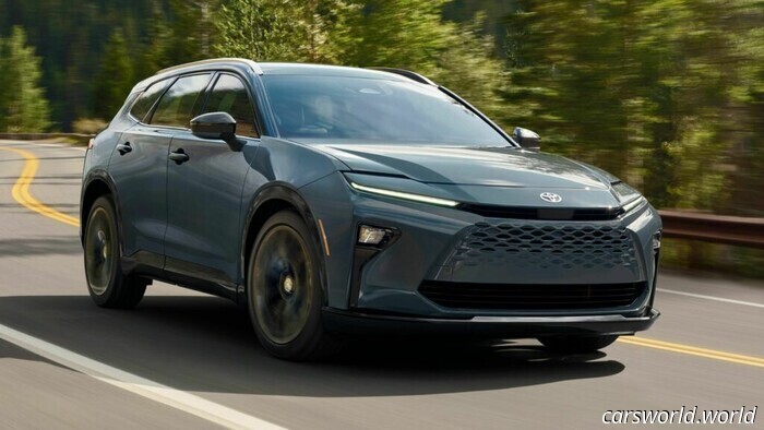 Почти половина покупателей Toyota и Lexus выбрали электрифицированные модели, а Tacoma пережила лучший год в своей истории | Carscoops